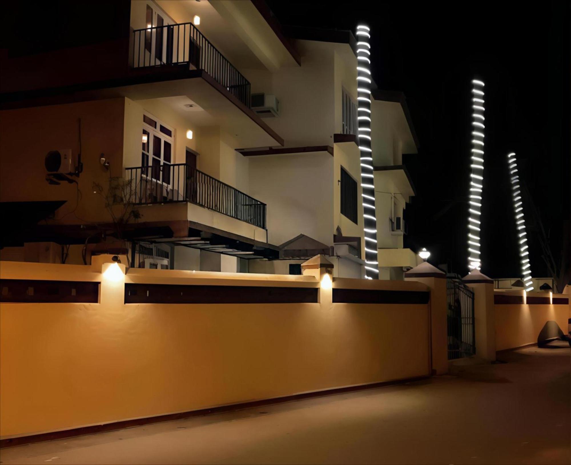 Ocean Walk Apartments 2Bhk Calangute Exterior photo