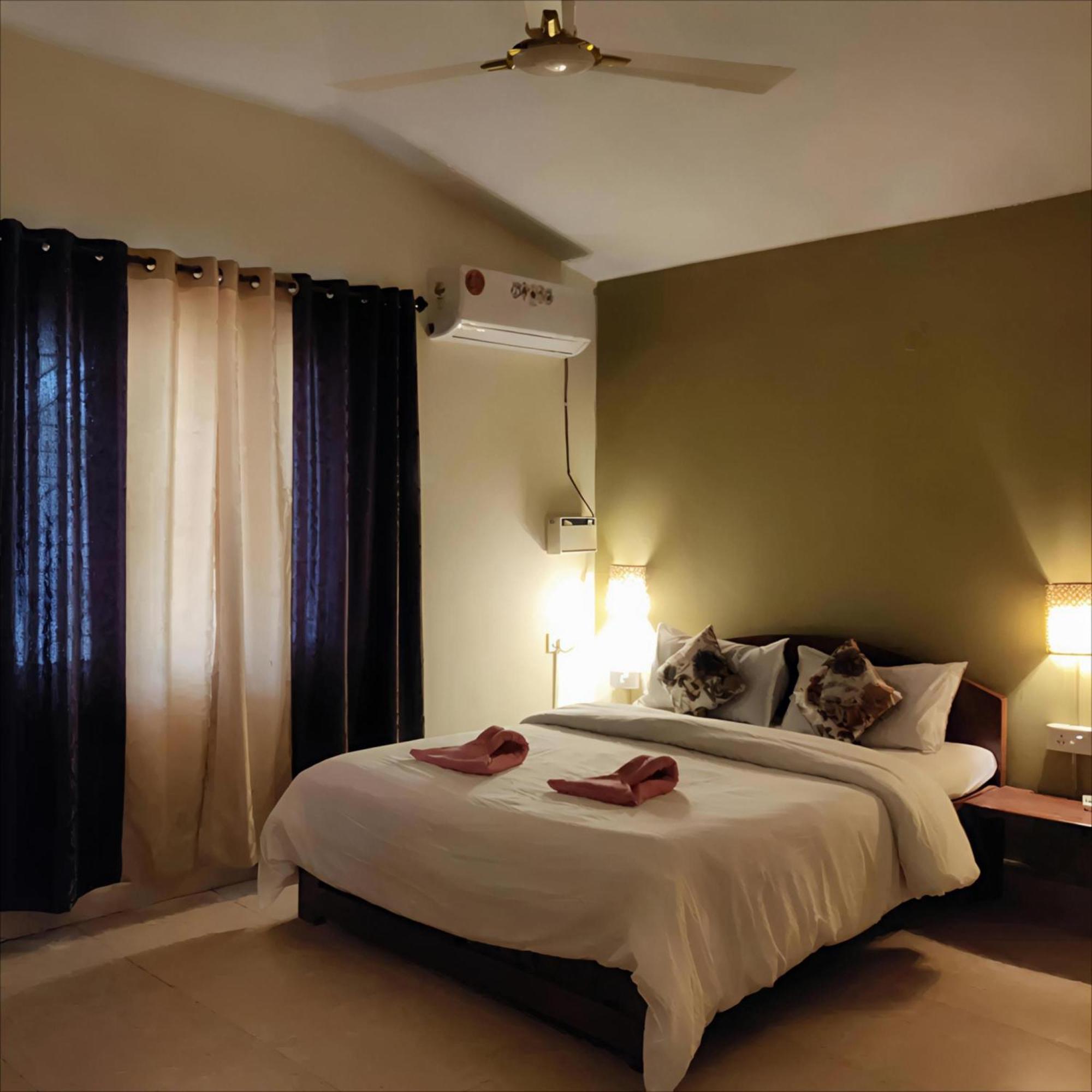 Ocean Walk Apartments 2Bhk Calangute Exterior photo